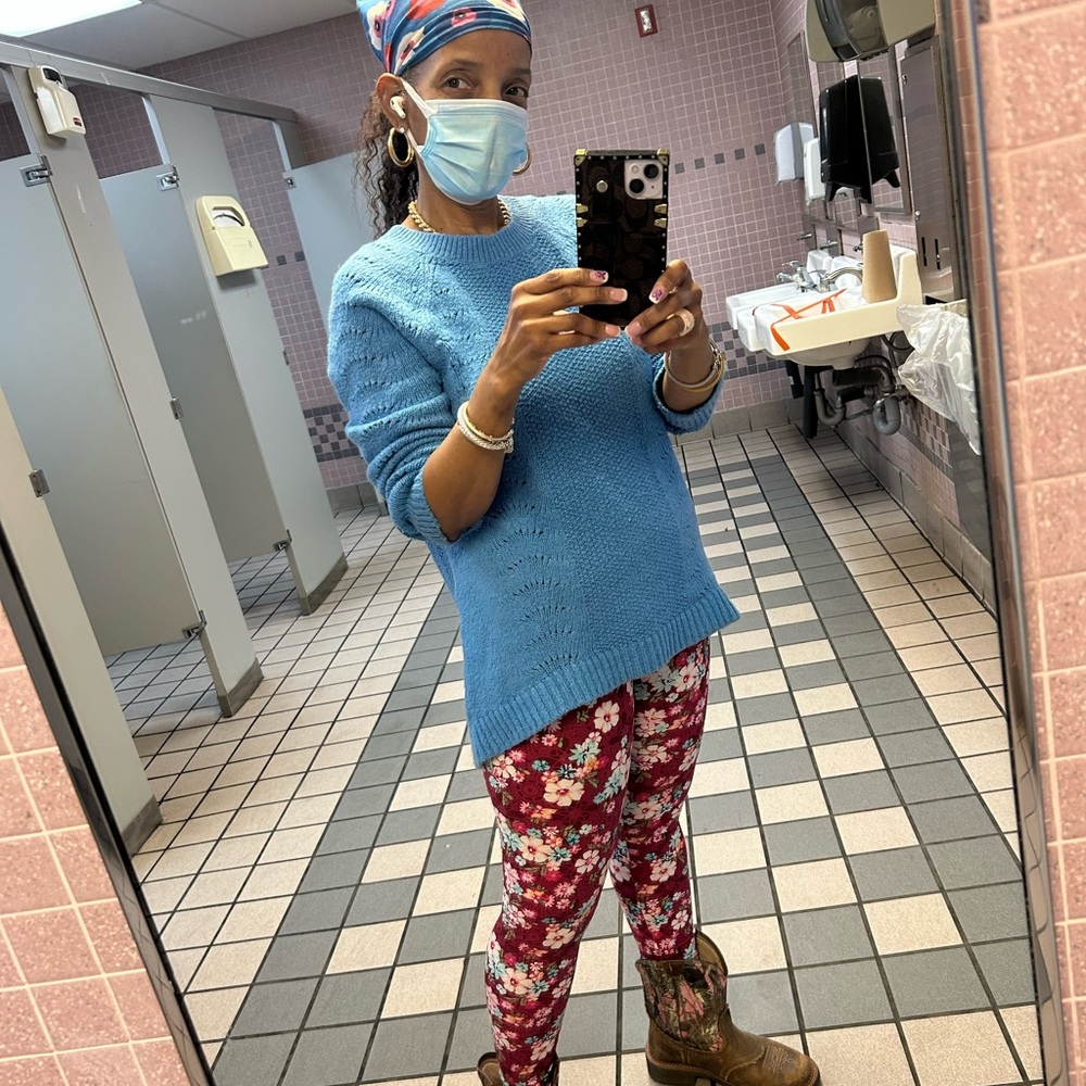 O MY GOSH!!…7/10/..I’m officially a live Hosttttt🥳🥳❌❌ - Picture 7 of 13